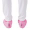 La lluvia rosada impermeabiliza no el zapato de resbalón cubre los PP disponibles